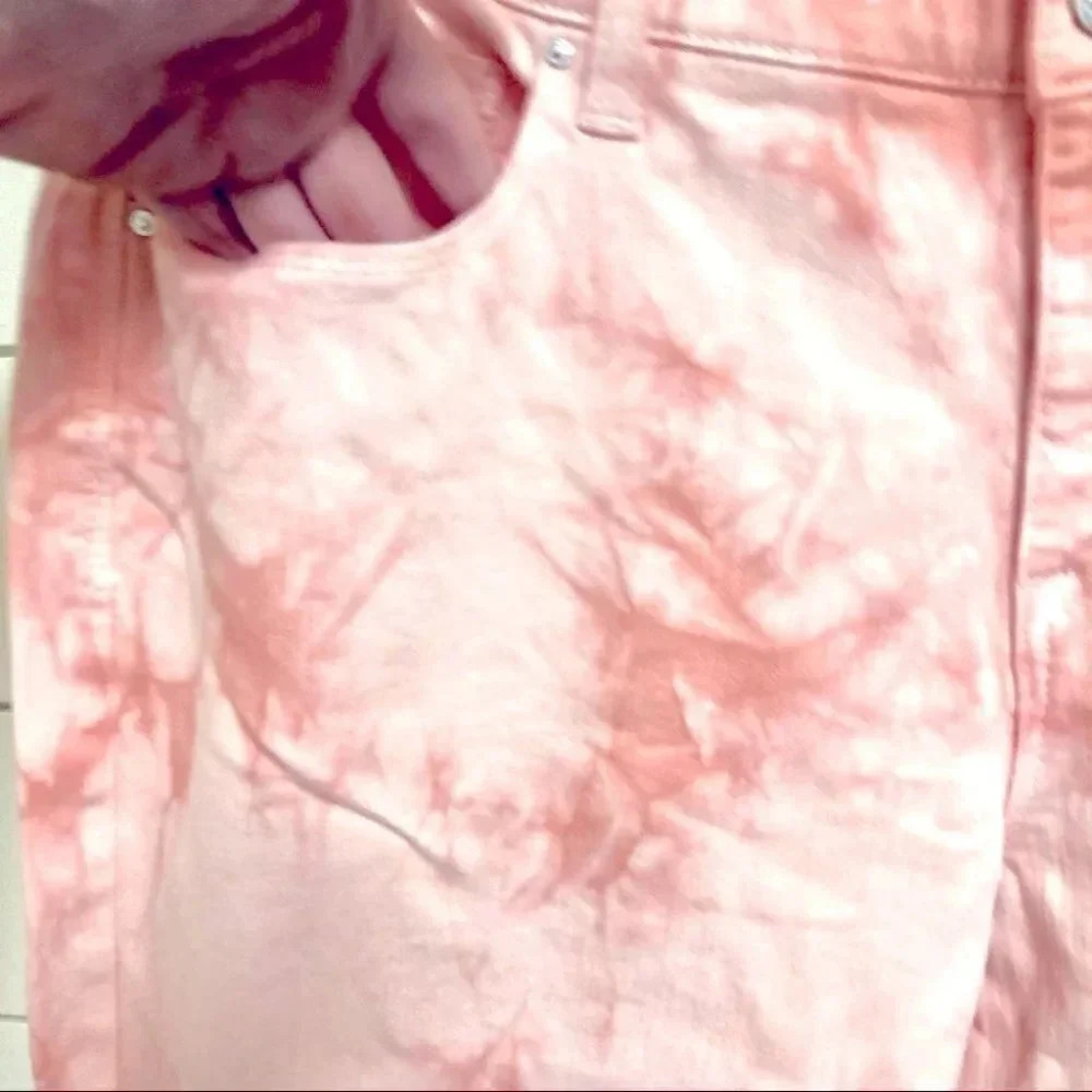NWOT Style & Co Coral Essence Tie Dye Jeans - Picture 4 of 7